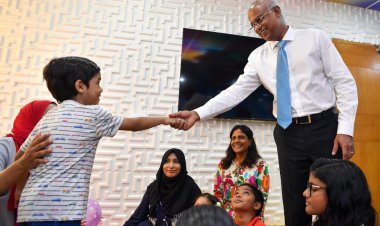 ހެޔޮވެރިކަން: ރައީސް ސްޓެލްކޯ ޗައިލްޑްކެއަރއަށް ވަޑައިގަތުން