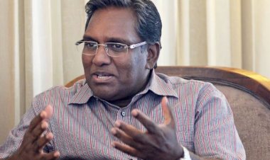 ސަލާމަތީ ބާރުތަކުން ޑރ. ވަހީދު ހިފާ ހައްޔަރު ކުރަން ގޮވާލަން