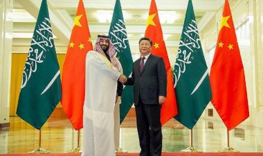 ޗައިނާގެ ރައީސް ޒީ ސައުދީއަށް