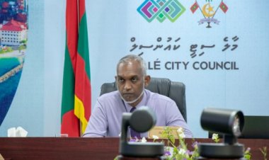 މުއިއްޒު ސަރުކާރު: ޖެހޭނީ އުނބަށް ޖަހަން