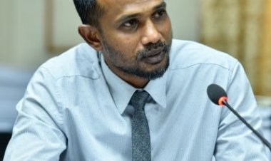 ޓޮމް ފޮނުއަރުވަނީ ހައްޔަރު ކުރަން ބޭނުން ވާލެއް ބޮޑުކަމުން