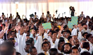 ރައީސް ނަޝީދު ހުންނެވީ އެކްސްޕަޔަރވެފަ!