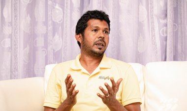 ވައްޑެއަށް: ތެޅުނު ވަރަކަށް ހުޅުބުގޮސް ފާޅުވާނީ އަސްލު ސޫރަ!
