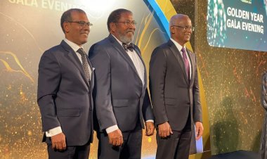 ނަޝީދު ދަމާހާ ގުއިރޯނެއްގައި ގާސިމެއް ނުޖެހޭނެ!