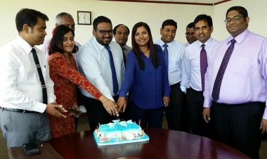 ހިތި ހަބަރަށްވި ފިޔާތޮށި ފިނިފެންމާ