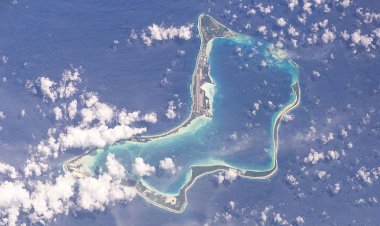 ފިކުރުދިރޭ ކަލްޓްގައިހުރީ ޕައިރޭޓުންގެހަމަ