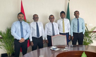 ބޭސް ހުސްވީ ކަމެއް ބެޓެރި ހުސްވީކަމެއްނޭގެ!