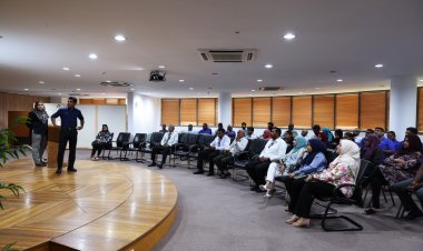 ފަސްޓް ނޭޝަނަލްއާއި ސްޓެލްކޯގުޅިގެ ތަމްރީން ބަދަލް ވުމެއް