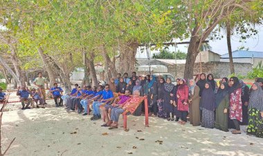 ދިގުރަށުން މަދިރިމަދުކުރުމުގާ ސްޓެލްކޯ