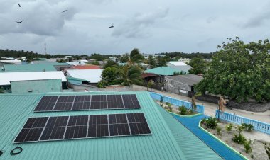 ފެނަކައިން އިހަވަންދޫގައި ސޯލާ ޕެނަލް ހަރުކޮއްފި!