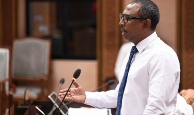 އާޒިމް ލައްވާ އައުގުރާނަ ގޮއްވީ ނަޝީދު