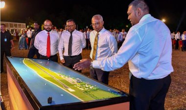 ރައީސް ވައުދުވެ ވަޑައިގެން މަކުނުދޫ އެއަރޕޯޓް ހަގީގަތަކަށް