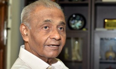 ދިވެހި މިނިވަންކަމުގެ ނާރެސް: އަބްދުއްސައްތާރު މުސާދީދީ