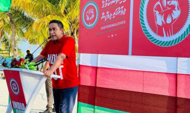 ޔާމީނަށް އިންޑީއާ އައުޓް - މުއިއްޒަށް އިންޑިއާ ފަސްޓް