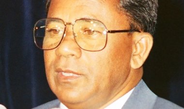 ކައުންސިލް ތަކުގެ ހަތަރެސްފައި ބަނދެ މޫދަށް