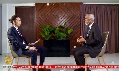 އިންތިގާލީ ތަރުޖަމާނަށް: ބުނާ އެއްޗަކުން ބޮލާފޮށާ އެޅިދާނެ!