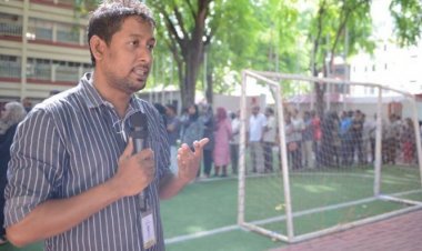 ނޫސްވެރިކަމަށް މުޢިއްޒު ދިން ފުރަތަމަ ހަމަލާ އަފްސަލަށް