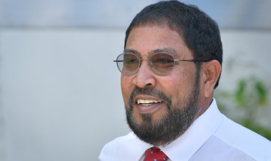 ގާސިމަށް އޮތް ކިންގ މޭކަރކަން ހަތިމުވީ ކިހިނެތް!