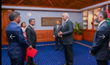 ދައުލަތް ބަހާލުމުގައި މުއިއްޒުވަނީ ހަޔާތްކެނޑިފަ!