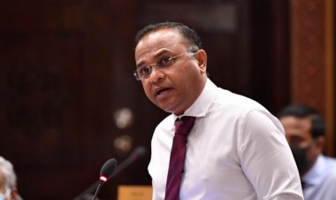 މުއިއްޒުގެ ފުރަތަމަ ރިޔާސީބަޔާން އިއްވާނީ އަސްލަމްގެ ރިޔާސަތުގަ: ހުސައިން