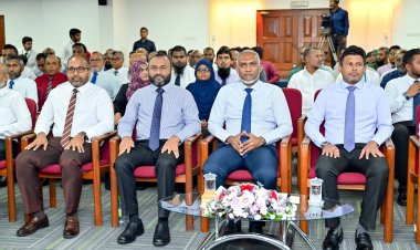 ޝަހީމަށް: މުއިއްޒު އަޒުލު ނުކުރާނެ ގޮތަކީ ނެތްގޮތެއް!