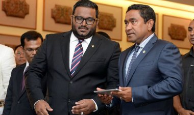 ނާކާމިޔާބު ހިމޭން އެންދެރި އިންގިލާބު!