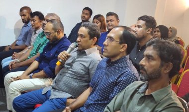 ކާން ނަގާ ފައިސާއާއި މުއިއްޒު ސްޕީޑް: ޔާމީނު އަރިހުން