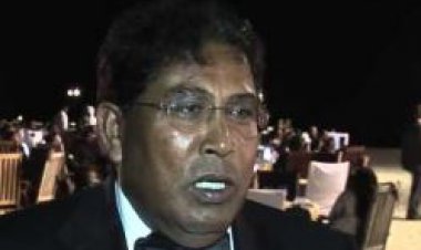 ކިންގް މޭކަރ ގާސިމުގެ ސައިޒު ތޯލާފުޅި އަކަށް!