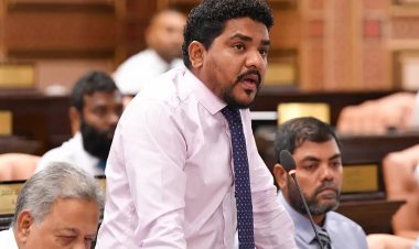 އާދަޔާ ހިލާފު ތަފާތު މީހަކަށް ނޫނީ ކައިރިނުވެވޭ ގޮނޑި!