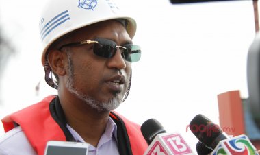 މުއިއްޒުގެ ފުށުން ފެންނަނީ ޑައުންސިންޑްރޮމާއި އޯޓިޒަމް ސިފަ