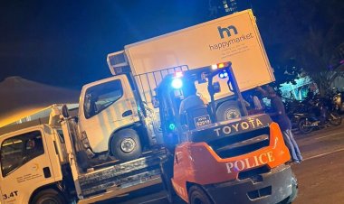 ސްޓިކާރ ނުޖަހާ ޖީބުކަނަޑަން ފައްކާ އުކުޅެއް!