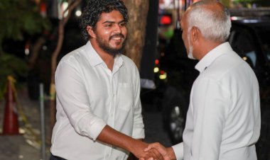 އަޒާނަށް މިފަހަރުވެސް ޖެހެނީ ލަވަ ބަދަލުކުރަން