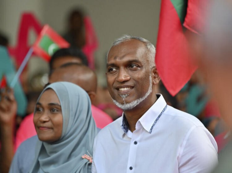 ޒިންމާ ނަގަންޖެހޭނީ މުއިއްޒުގެ ދެމަފިރިން