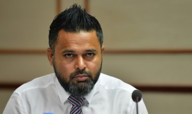 ޝިޔާމް ދައްކާހާ ވާހަކަ ވެގެންދަނީ ޖަމަލު ފޮޑިއަށް!