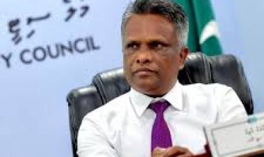 ސަރުކާރުތެރޭގައި ވަރަށް ބޮޑަށް މައްސަލަ އެބައޮތް: މާލޭ މޭޔަރ