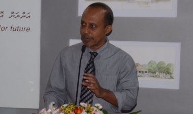 މައުރޫފަށް މުއިއްޒާއި އެކު ތެދުވެރި މަސައްކަތެއް ނުކުރެއްވޭނެ!