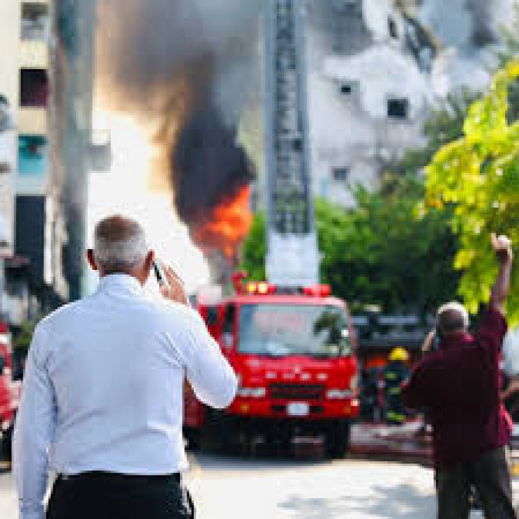 އެލްބޯޑު އަޅުވައިގެން ގައުމު ހިންގަން އުޅޭނެކަމެއްނެތް!