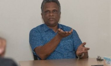 ސިޔާސީ ޝޭހުންނަށް ގަބުރުސްތާން ވަގުފުބިމަކަށްވީ އާޒިމާއި ޖެހުމުން!