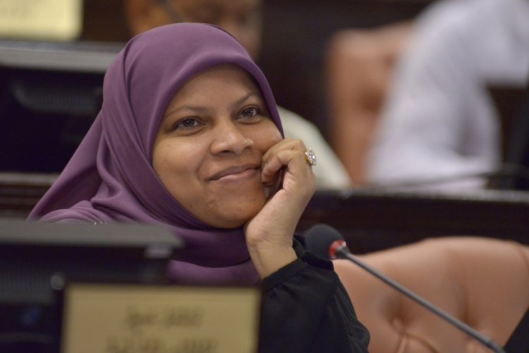 އިސްތިހާރާ ކޮށްގެންވެސް އަނާރާ ވޯޓްދޭނީ ރިޝްވަތު ފައިސާއަށް؟