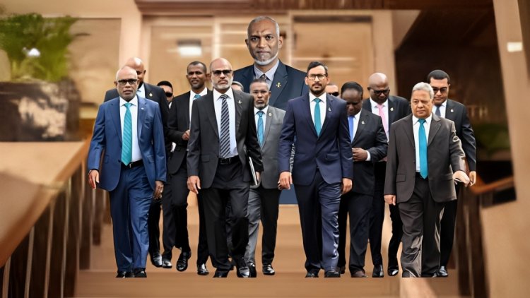 މުއިއްޒު ހުއްޓުވަން މަޖިލިސް މިނިވަން ކުރަން ނިކުންނަންޖެހޭ!