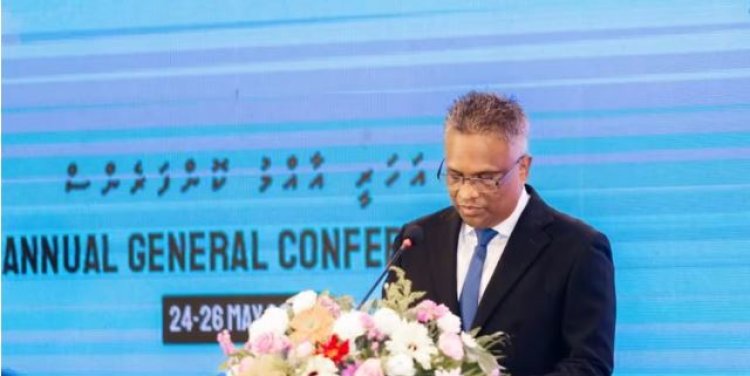 ބާކީކުރުމަކީ ލާމަރުކަޒީ ނިޒާމު ދަންނަކަމެއް ނޫން: އާޒިމް