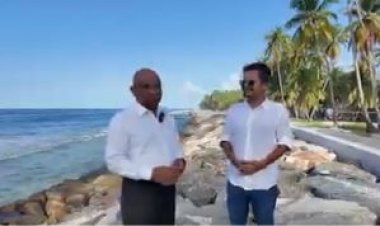 މުއިއްޒު ހިޔާރުކުރީ ފުވައްމުލަކު ތަރައްގީ މަޑުޖައްސާލުން: ޝާހިދު