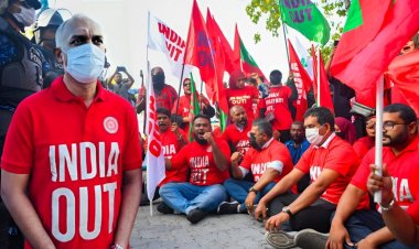 މޯދީ އަރިހުން މުއިއްޒު ރަސްމީކޮށް މާފަށް އެދެންޖެހޭ: މަހުލޫފް