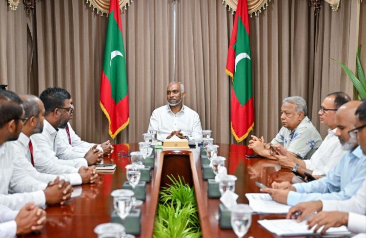ރަށްރަށު ރައްޔިތުންގެ ހައްގުތައް ޓަކައިގަތުމަށް ކައުންސިލަރުން ބަނދެލަނީ