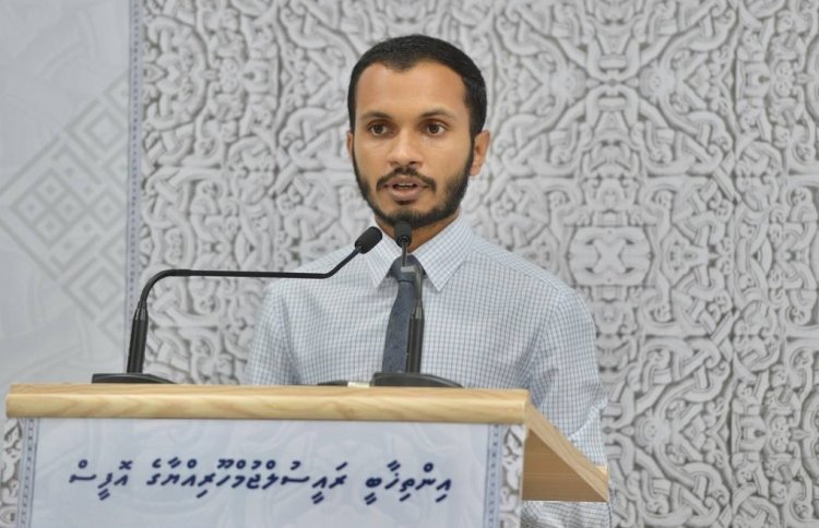 ފެނަކައިން 5 އަހަރު ތެރޭ 5000 މީހުންނަށް ވަޒީފާ ދީފައިވޭ: ފިރުޒުލް