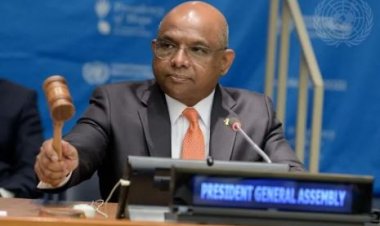 ޕީއެންސީއަށް ހަޖަމް ނުވިޔަސް ދުނިޔޭގެ ރައީސް ވަރެއް ހަމަނެތް!