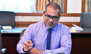 ހާރިޖީ ހަލީލަށް: ވަހީދު ބާރުތައް ޖަހައިގަތީތަ!