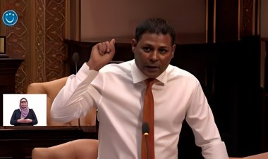 މުއިއްޒު ބަހަނާ ނުދައްކާ އިސްތިއުފާދީ: މެންބަރ އައްބާސް