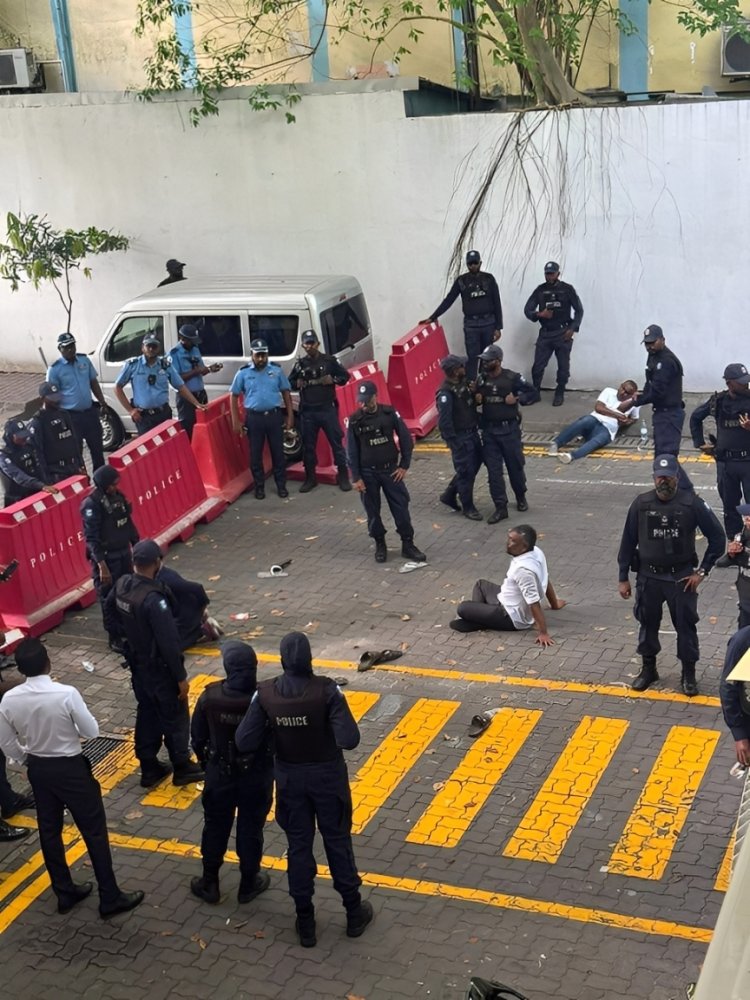 ގުޅިގެން އިހުތިޖާޖުކޮށް މުސްތަގުބަލަށްޓަކައި ނުކުމެ ހަރަކާތްތެރިވޭ: ފައްޔާޒް