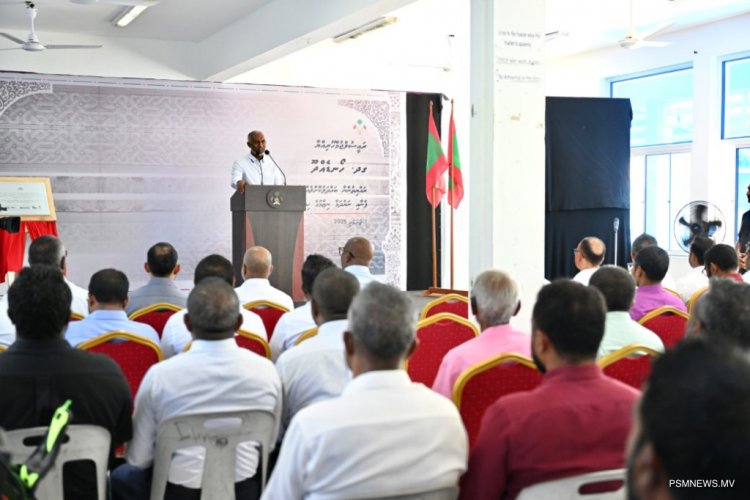 ނުފުއްދަން މުއިއްޒުވާ ހޮޅި ވައުދު: އެއްކަޅިން ހޯޑެއްދޫ